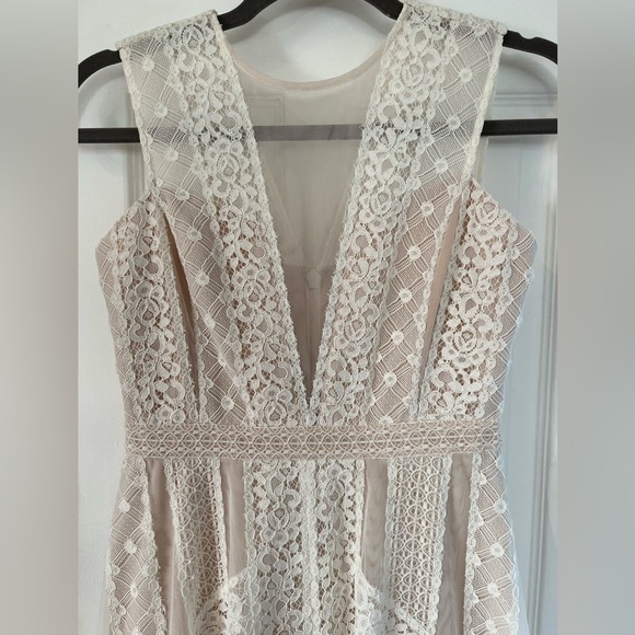 BCBG Maxazria lace&tulle wedding, evening, prom maxi dress XS - Picture 4 of 13